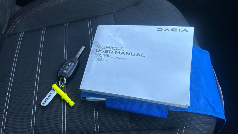 Dacia Sandero Stepway 1.0 TCe Essential 5dr Bi Fuel Hatchback